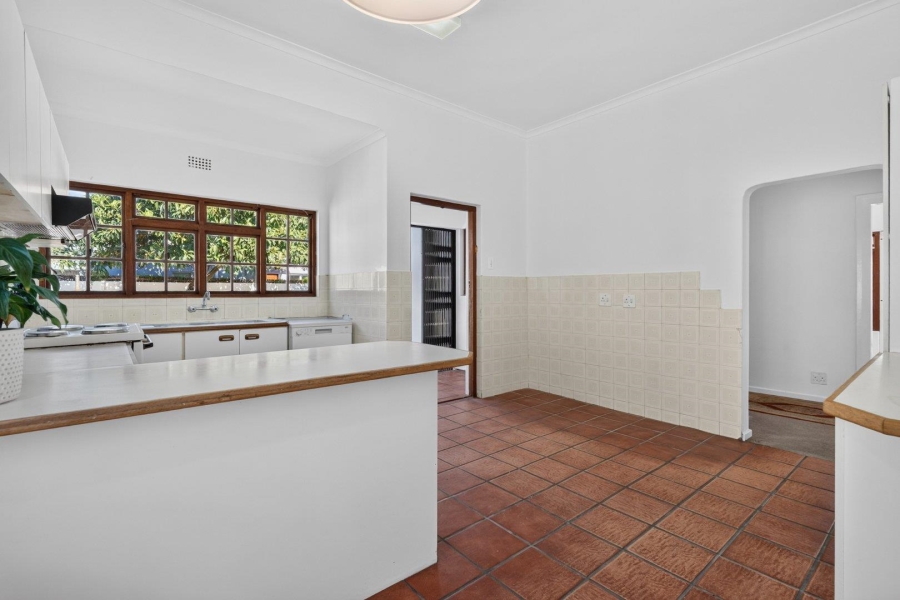 4 Bedroom Property for Sale in Claremont Western Cape